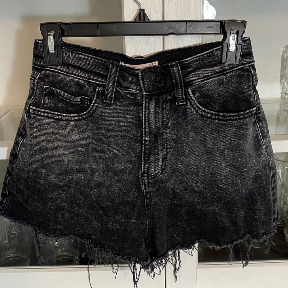 SO. Stylish Black Denim Women Shorts
